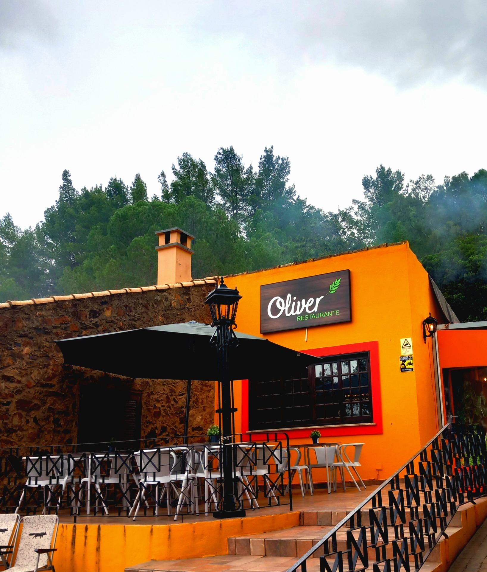 Oliver, Brasil, Portrimão 